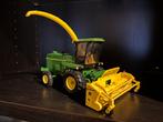 ERTL John Deere 6650 hakselaar verbouwd, Hobby en Vrije tijd, Ophalen of Verzenden, Zo goed als nieuw, Tractor of Landbouw, ERTL