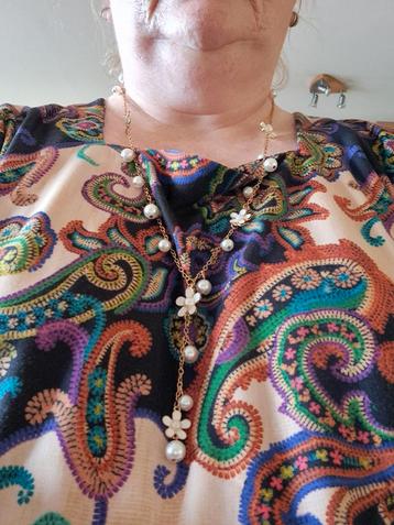 Lange ketting met bloemen en parels - Nieuw! beschikbaar voor biedingen