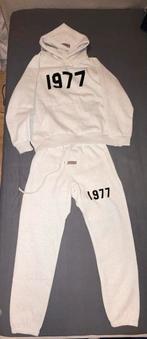 Essentials 1977 pak lichtgrijs maat S - Nieuw!, Kleding | Heren, Overige Herenkleding, Ophalen of Verzenden, Nieuw