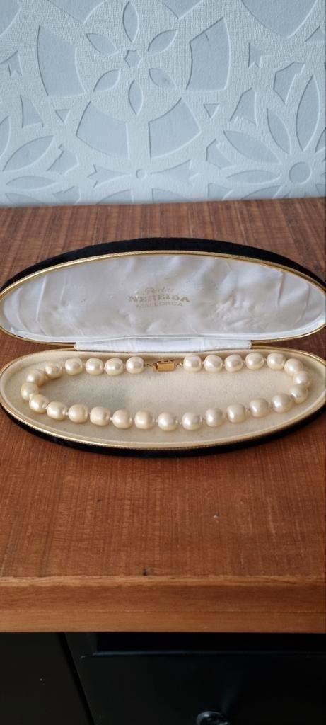 MONET vintage korte parelketting faux pearls parels parel, Sieraden, Tassen en Uiterlijk, Kettingen, Zo goed als nieuw, Overige materialen