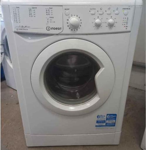 Wasmachine indesit 5 kilo 1400 Toeren A +, Witgoed en Apparatuur, Wasmachines, Zo goed als nieuw, 8 tot 10 kg, 85 tot 90 cm, Ophalen