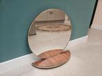 Vintage ronde spiegel met plankje, Ophalen, Minder dan 50 cm, Zo goed als nieuw, Minder dan 100 cm