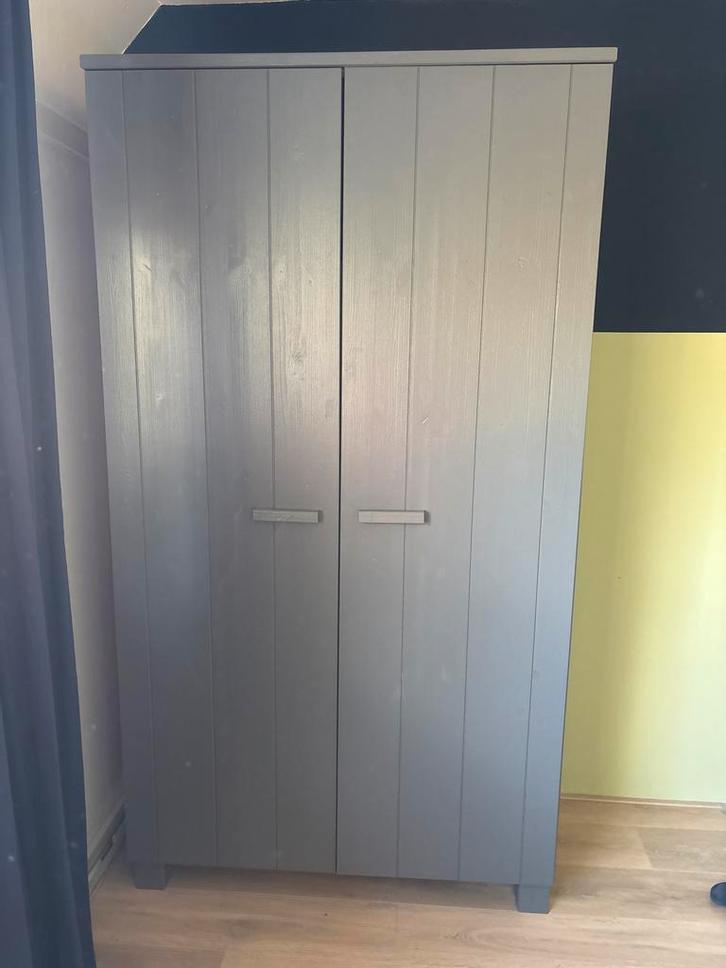 Woood Dennis kledingkast - Jongenskamer, Huis en Inrichting, Kasten | Kledingkasten, Zo goed als nieuw, 200 cm of meer, 100 tot 150 cm