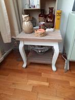 Bijzettafeltje landelijke stijl, Huis en Inrichting, Tafels | Bijzettafels, Minder dan 55 cm, Vierkant, Hout, Ophalen