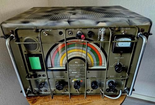 Telefunken E 127 Kw-5   ontvanger   ex  leger, Verzamelen, Militaria | Algemeen, Landmacht, Overige typen, Nederland, Ophalen