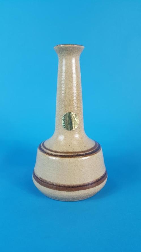 Vintage aardewerk vaas, BH Israel, bruin, smalle hals. 7C6, Antiek en Kunst, Antiek | Keramiek en Aardewerk, Ophalen of Verzenden