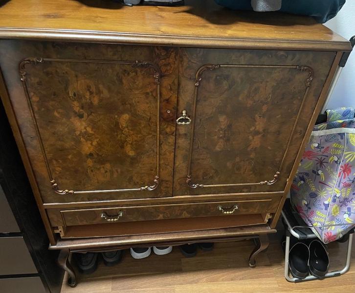 Tv Kast Antiek Wortelnoten Houten Televisiekast 2 Laden, Huis en Inrichting, Kasten | Televisiemeubels, Gebruikt, 100 tot 150 cm