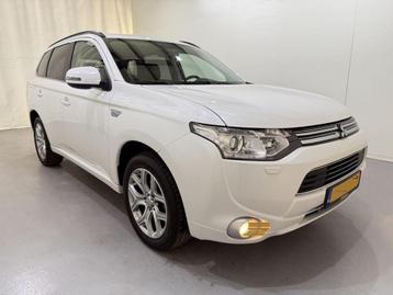 Mitsubishi Outlander 2.0 PHEV Instyle+ 4WD (bj 2013) beschikbaar voor biedingen