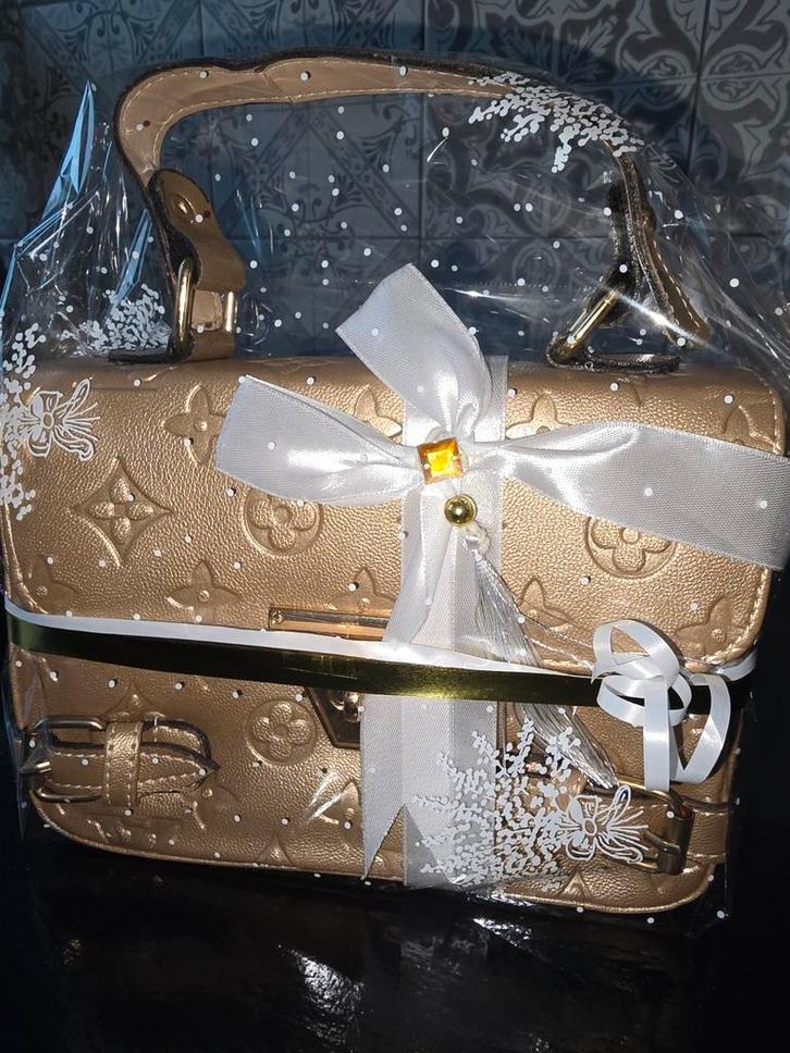 Mooie Ramadan & Eid cadeautjes te koop voor een kleine prijs, Hobby en Vrije tijd, Feestartikelen, Ophalen of Verzenden