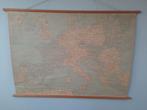 Te koop vintage landkaart van Europa afm 135x95cm, Ophalen of Verzenden