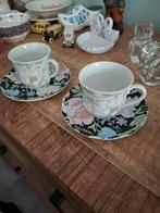Thee of koffiekopjes met Bloemmotief erg mooi. Setje  van 2, Ophalen of Verzenden