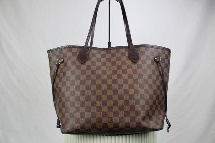 Louis Vuitton Neverfull MM - 643, Sieraden, Tassen en Uiterlijk, Tassen | Damestassen, Gebruikt, Handtas, Bruin, Ophalen of Verzenden