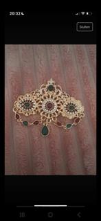 Broche, Ophalen, Nieuw