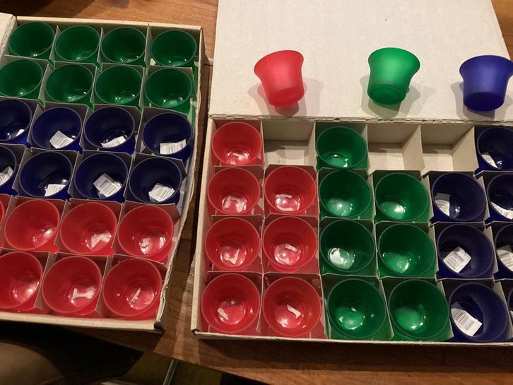 Glaasjes voor waxinelichtje of geurkaarsje 24 stuks R/GR/BL, Diversen, Kerst, Zo goed als nieuw, Ophalen of Verzenden