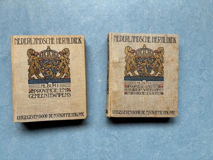 Plaatjesalbums Nederlandsche Heraldiek (Koffie Hag 1924), Boeken, Prentenboeken en Plaatjesalbums, Gelezen, Plaatjesalbum, Ophalen of Verzenden