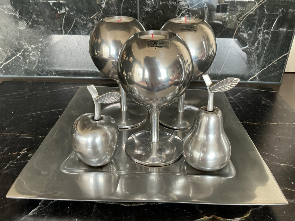 Dienblad, bokalen, appel en peer aluminium BOB, Huis en Inrichting, Woonaccessoires | Kandelaars en Kaarsen, Ophalen, Overige materialen