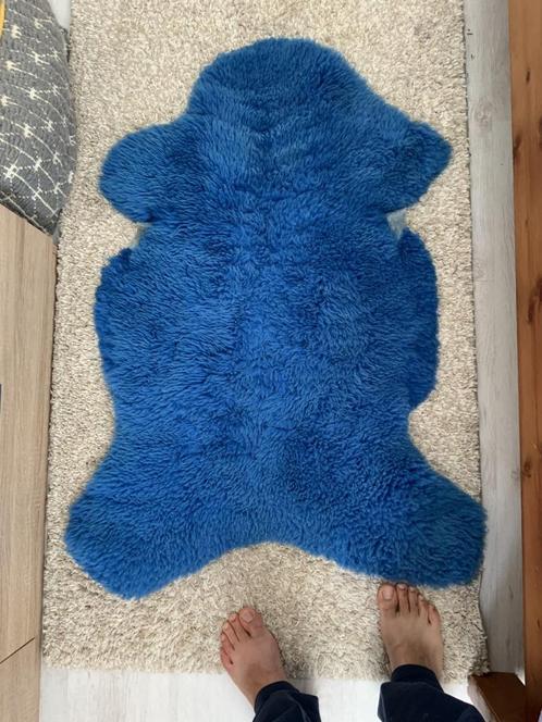 schapenvacht blauw, Huis en Inrichting, Woonaccessoires | Plaids en Woondekens, Gebruikt, Verzenden