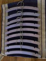 Houten Baby Kledinghangers Lila - Set van 9, Kinderen en Baby's, Babymode-accessoires, Ophalen of Verzenden, Zo goed als nieuw