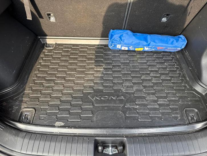 Originele Kona Electric Kofferbakmat - Zo Goed Als Nieuw, Auto diversen, Kofferbakmatten, Zo goed als nieuw, Ophalen