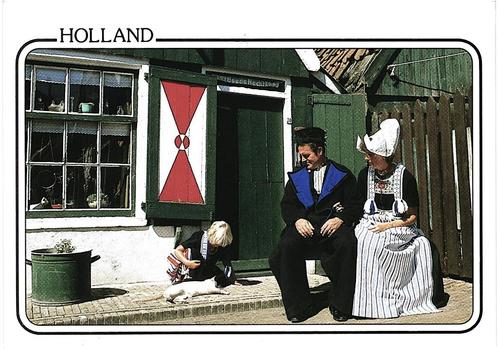 914062 Volendam klederdracht Gelopen met postzegel, Verzamelen, Ansichtkaarten | Nederland, Gelopen, Noord-Holland, Ophalen of Verzenden