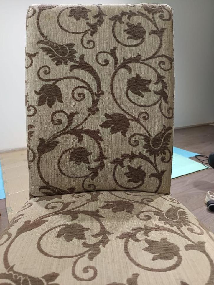 Eetkamerstoelen, 4 stuks, chique, comfortabel, Huis en Inrichting, Stoelen, Gebruikt, Vier, Hout, Stof, Overige kleuren, Ophalen