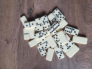 Domino blokken  beschikbaar voor biedingen