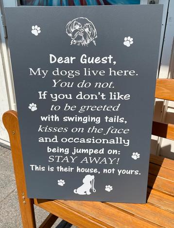 Groot houten tekstbord hond - wand decoratie spreuk beschikbaar voor biedingen