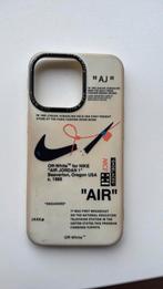 iPhone 12 Off White bescherm hoesje, Ophalen of Verzenden, Zo goed als nieuw, IPhone 12