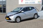 Toyota Aygo 1.0 VVT-i x-play 1e Eigenaar!/AUTOMAAT/Apple car, Auto's, Gebruikt, 4 stoelen, Origineel Nederlands, 3 cilinders