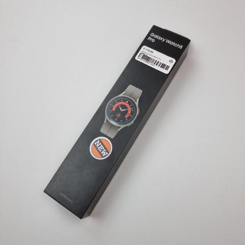 Samsung Galaxy Watch5 Pro 45MM/LTE Gray Titanium, Sieraden, Tassen en Uiterlijk, Smartwatches, Nieuw