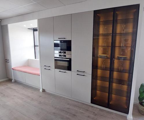 Rechte opstelling SHOWROOMKORTING, Huis en Inrichting, Keuken | Complete keukens, Nieuw, Enkelwandige keuken, Grijs, Overige materialen