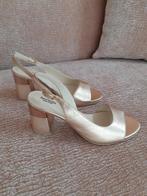 Dames sandalen Nero Giardini maat 41 rosé, nieuw, Kleding | Dames, Schoenen, Ophalen of Verzenden, Zo goed als nieuw, Schoenen met hoge hakken