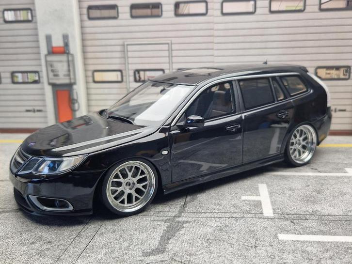 1:18 Saab 9-3 Sportcombi Turbo X - 2009 - met BBS Sportvelge, Hobby en Vrije tijd, Modelauto's | 1:18, Nieuw, Auto, Overige merken
