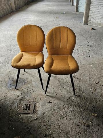 2 x design stoelen, spinpoot stoel, eetkamerstoel beschikbaar voor biedingen
