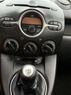 Mazda 2 1.3 55KW 5DRS 2010 Grijs stoelverwarming, Auto's, Voorwielaandrijving, 900 kg, Stof, 74 pk