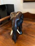 Houten Olifant Beeld - Indonesisch Houtsnijwerk, Antiek en Kunst, Kunst | Beelden en Houtsnijwerken, Ophalen of Verzenden