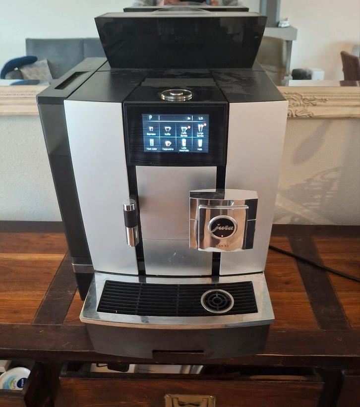 Jura Giga X3 Professionele Koffiemachine, Witgoed en Apparatuur, Koffiezetapparaten, Gebruikt, Koffiebonen, Koffiemachine, 10 kopjes of meer