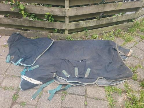 Amigo bravo turnout 250 gram 6.0 / 185, Dieren en Toebehoren, Paarden en Pony's | Dekens en Dekjes, Zo goed als nieuw, Ophalen of Verzenden