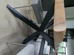 Eettafel met zwart metalen spinvoet en boomstamblad, Ophalen, 200 cm of meer, 50 tot 100 cm, Metaal