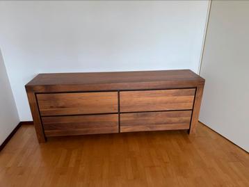 Massieve walnoot kast Dressoir Goossens – zo goed als nieuw beschikbaar voor biedingen