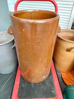 Hele grote oude grespot met handvatten, Ophalen