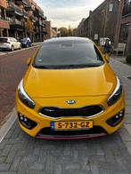 Kia (Pro) Cee d 1.6T-GDI 5-D 2016 Geel, Auto's, Voorwielaandrijving, 65 €/maand, Handgeschakeld, Hatchback