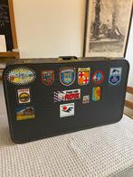 Vintage Lady Baltimore koffer met reistickers., Gebruikt, Hard kunststof, Ophalen of Verzenden, 70 cm of meer