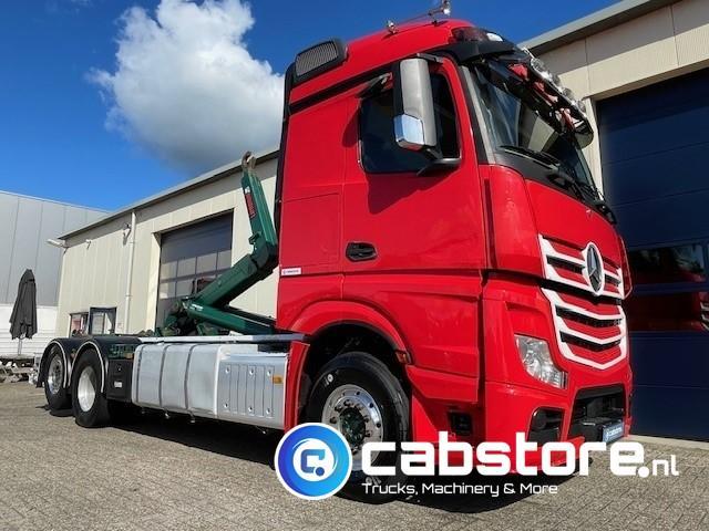Mercedes-Benz ACTROS 2542 6x2 Euro 6 - HIAB-Multilift 26 Ton, Auto's, Vrachtwagens, Bedrijf, Te koop, Achteruitrijcamera, Airconditioning