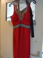 KERSTJURKJE ROOD MET ZILVERKLERIG  HALS NIEUW MAAT 38, Ophalen of Verzenden, Nieuw