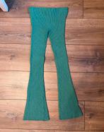 Groene flared broek maat M van Urban Outfitters, Maat 38/40 (M), Urban outfitters, Ophalen of Verzenden, Zo goed als nieuw