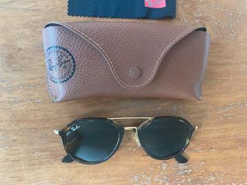 Ray Ban Zonnebril beschikbaar voor biedingen