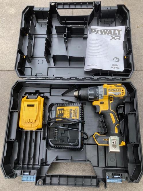 DeWalt DCD791 18V Accu Schroefboormachine inclusief accu, la, Doe-het-zelf en Verbouw, Gereedschap | Boormachines, Nieuw, Boor- en Schroefmachine