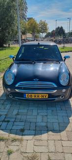 Mini 1.6 16V Cooper Cabrio 2005 Zwart, Auto's, Voorwielaandrijving, Zwart, 4 cilinders, Cabriolet