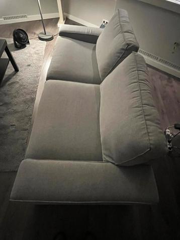 IKEA Couch KIVIK with 2 FRIHETEN cushions - afbeelding 1
